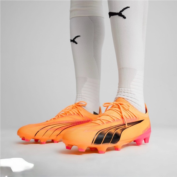 ULTRA ULTIMATE
Men's Firm/Artificial Ground
Soccer Cleats - Picture 1 of 16